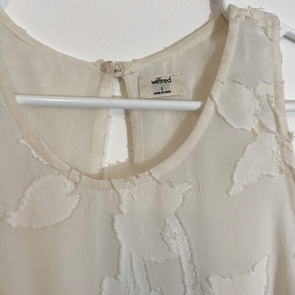 Aritzia Wilfred floral blouse - Picture 3 of 3